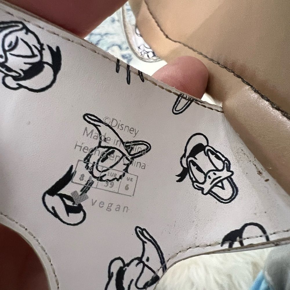 Donald Duck Platform sandal size 8.5 Call It Spring Disney - Picture 5 of 15